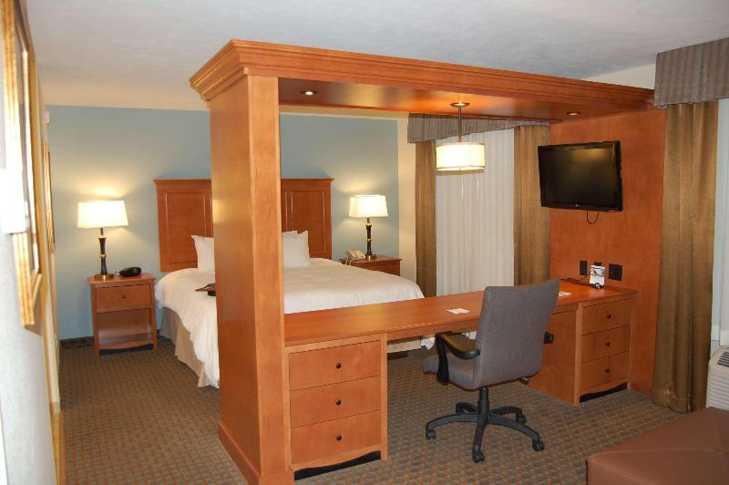 اتاق استاندارد با چشم‌انداز استخر, Grand Plaza Marrakech