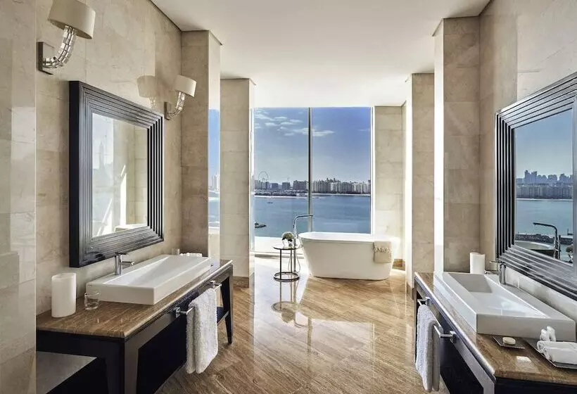 Penthouse Suite
