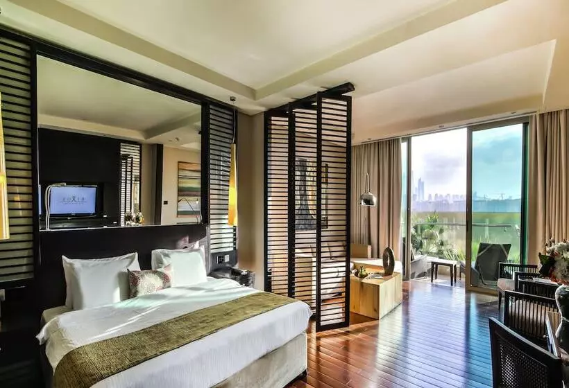 Premium Room Garden View