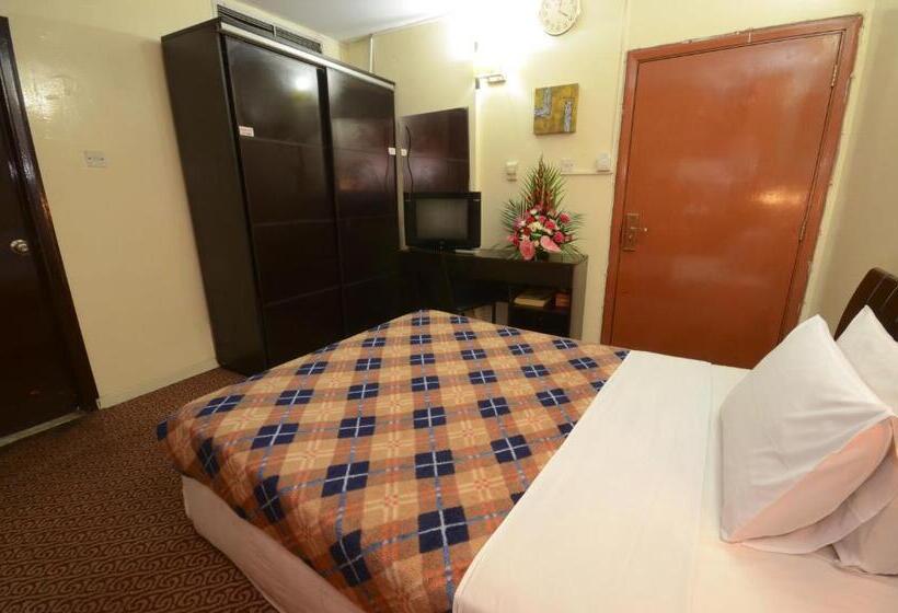 标准单人间, Royal Prince