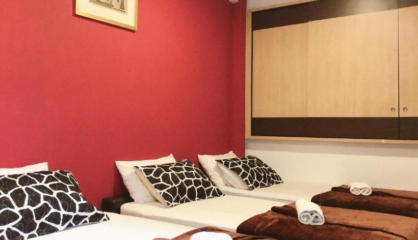Standard Triple Room, Tai Hoe