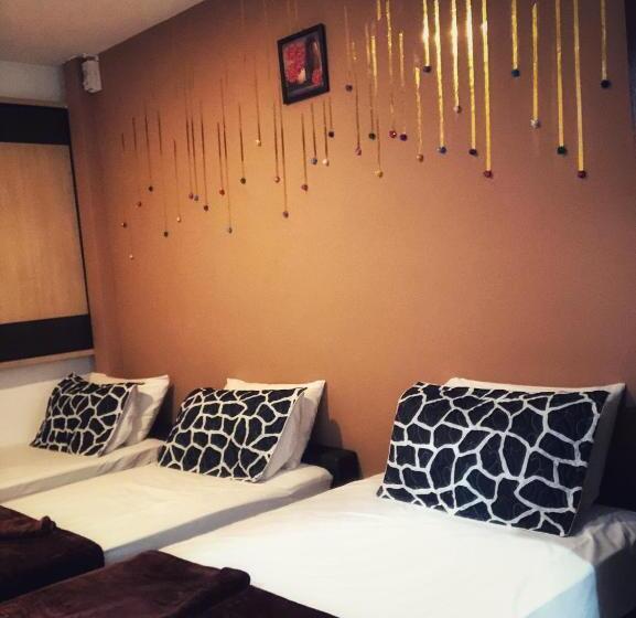 Standard Triple Room, Tai Hoe