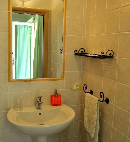 标准间带阳台, Bb Il Grande Salice Bike Friends