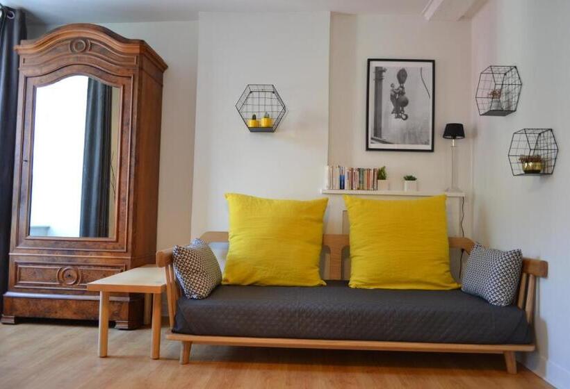 Номер Стандарт Трехместный, La Maison Des Buis