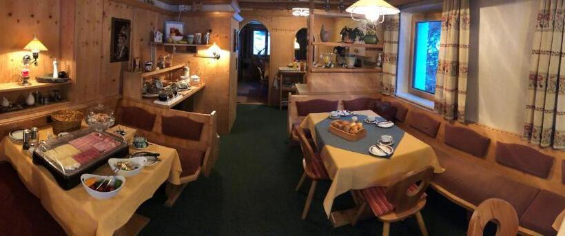 Номер Стандарт с Балконом, Nonas B&b