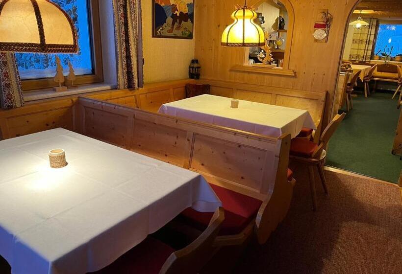 스탠다드 트리플 룸, Nonas B&b