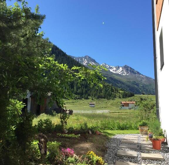 침실 2개 아파트, Nonas B&b