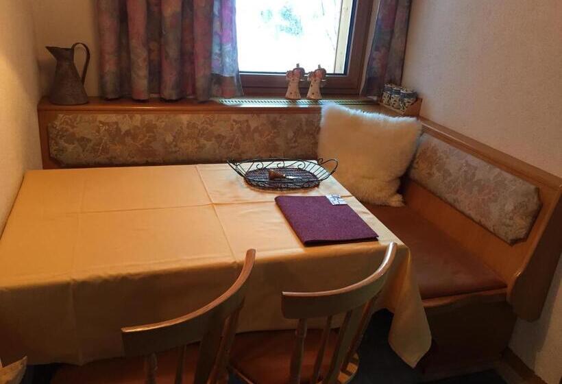 침실 2개 아파트, Nonas B&b