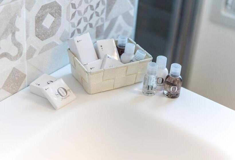 اتاق استاندارد سه نفره, Relais Dei Mandorli