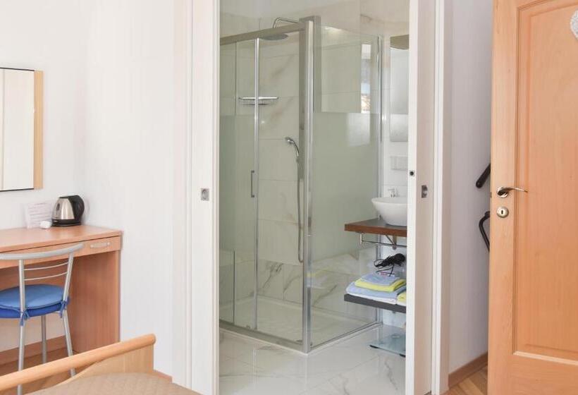 Номер Стандарт, B&b Agli Ulivi