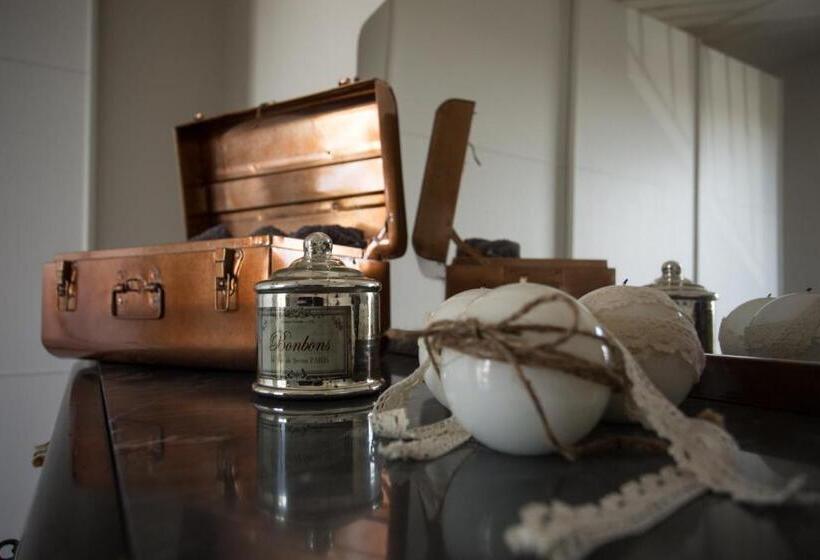 Standard room with outdoor bath, Casa Montalgallo