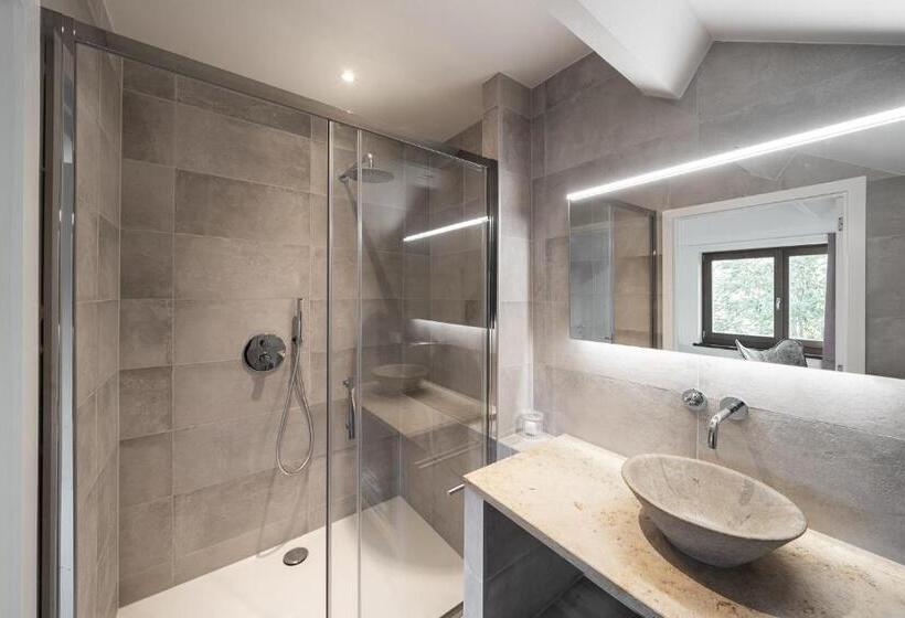 غرفة قياسية, Espaces D Or