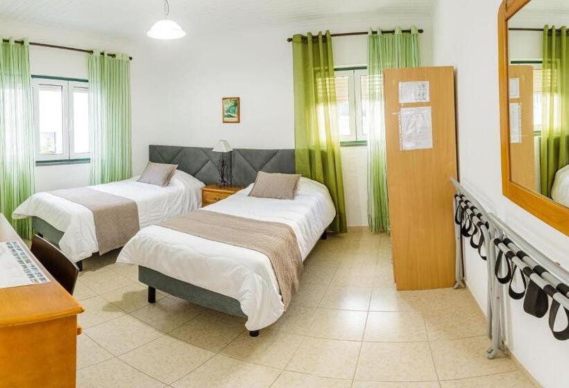 Номер Стандарт, Hospedaria Australia