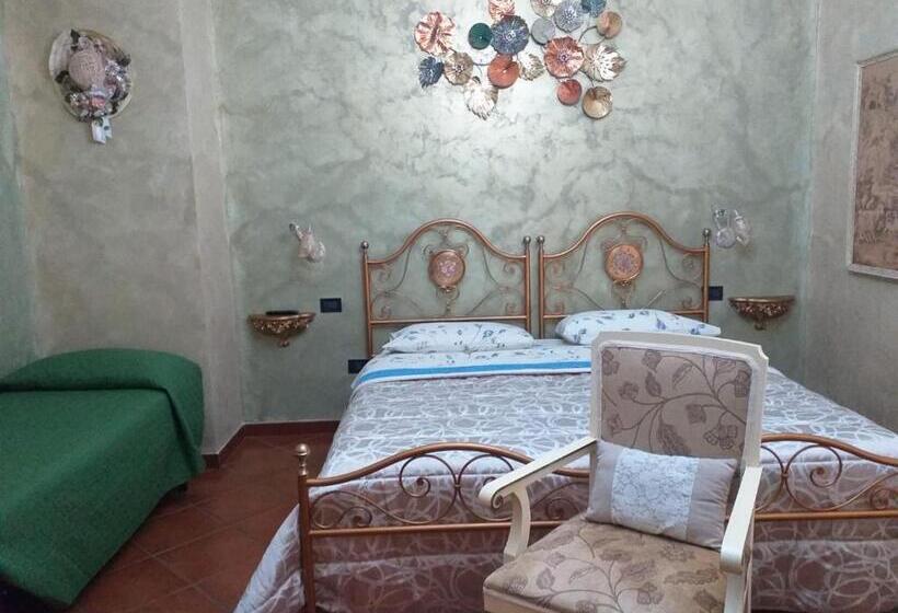 غرفة قياسية رباعية, La Mammola Bed&breakfast