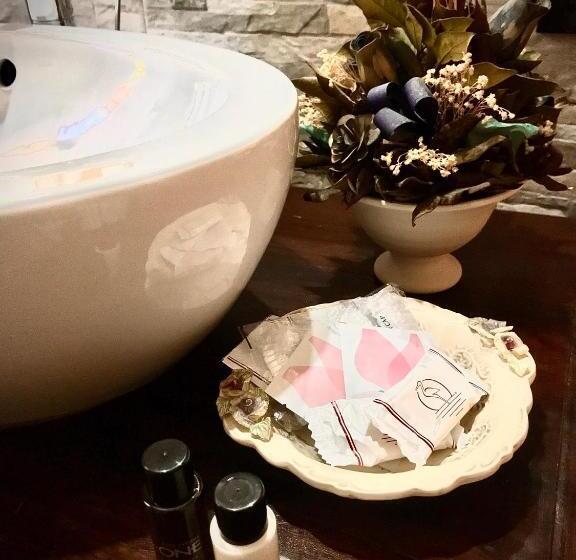 غرفة قياسية مطلّة علي الحديقة, La Mammola Bed&breakfast