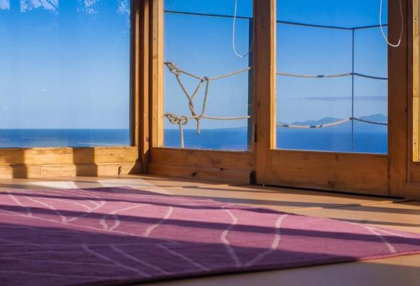 بانگلوی استاندارد, Intact Farm Resort