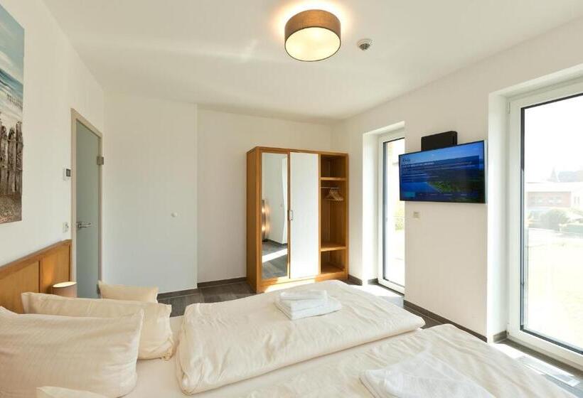 2 Bedrooms Apartment Lake View, Kells Appartements