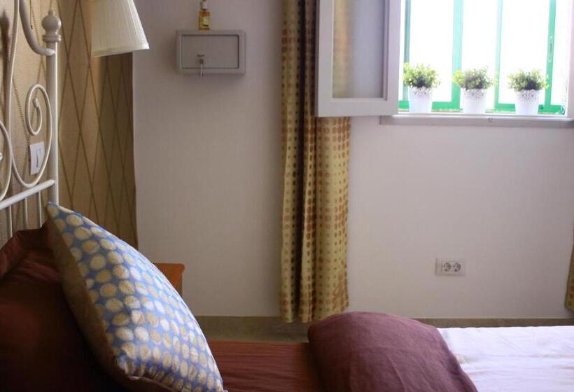 سوئیت 2 خوابه, Bella Vista Sun Club