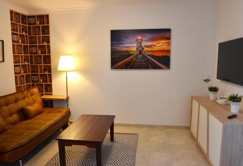 سوئیت 2 خوابه, Bella Vista Sun Club