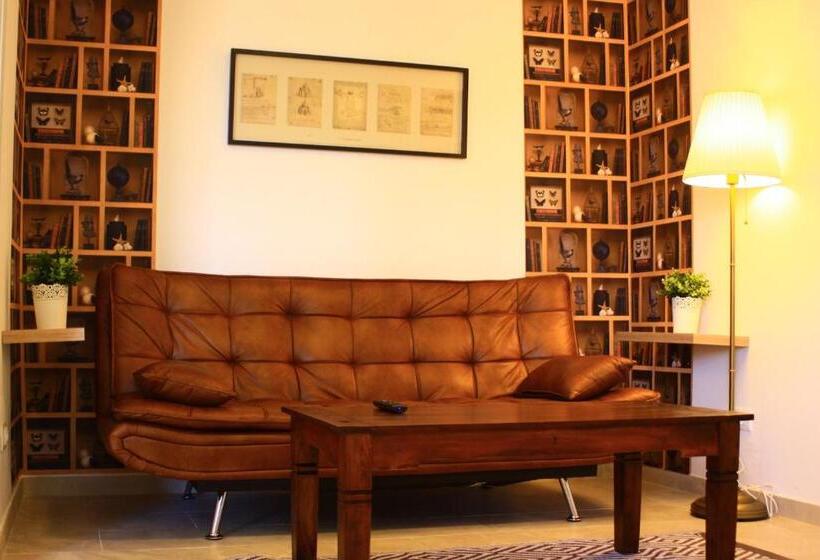 سوئیت 2 خوابه, Bella Vista Sun Club