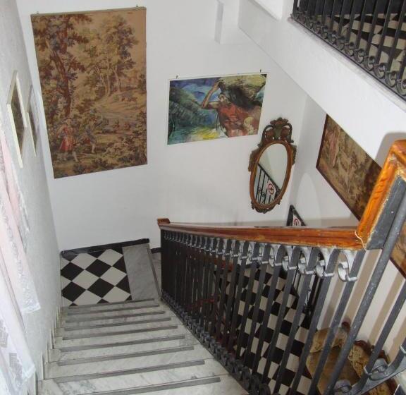 Трехместный Номер Стандарт с Балконом, Ca  De Capun