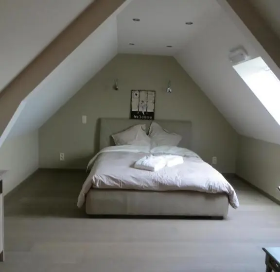 デラックスファミリールーム, B&b  T Hannonshof