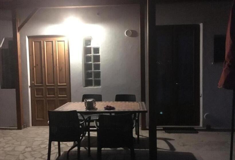 اتاق خانوادگی, Casa Cologna B&b