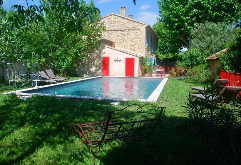 Шале 1 Спальня, Les Volets Bleus Provence