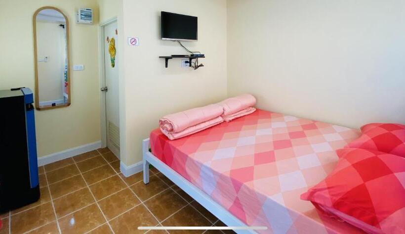 ガーデンビュースタンダードルーム, Panutsaya Homestay