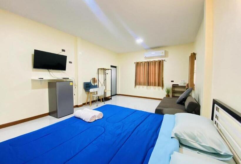 اتاق استاندارد با تخت بزرگ, Panutsaya Homestay