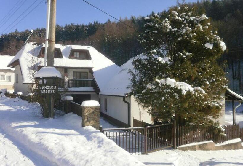 סטודיו סטנדרטי נוף לגינה, Penzion Beskyd