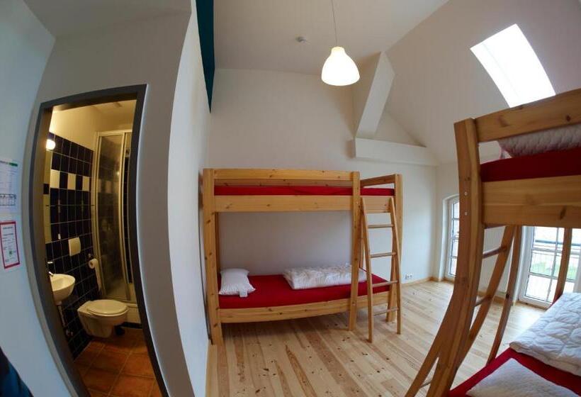 اتاق استاندارد چهار تخته, Hof Märkische Heide