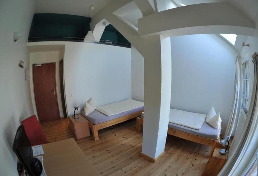 اتاق اکونومی, Hof Märkische Heide