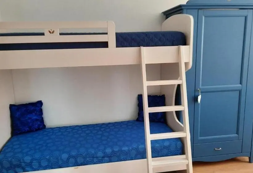 ４ベッドルームクラシックタイプ, B&b Una Rotonda Sul Mare