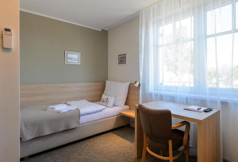 标准间, Pension Kral