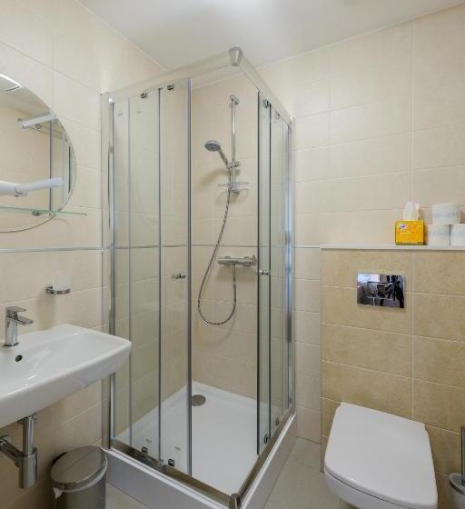 标准间, Pension Kral