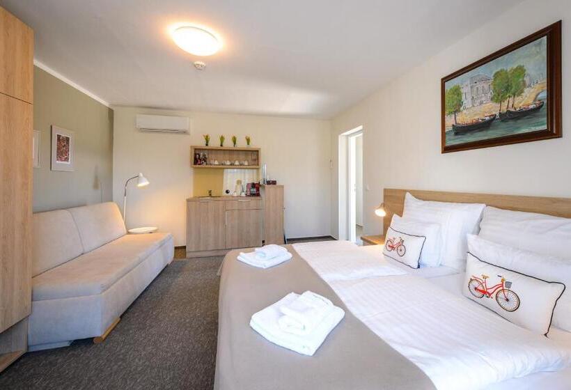 套房, Pension Kral