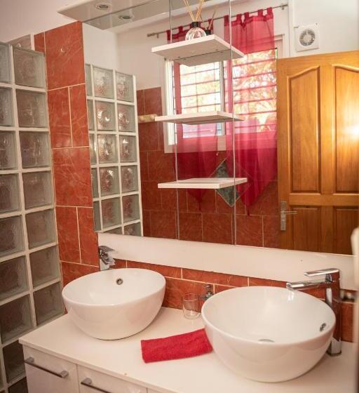 اتاق استاندارد, Chambres D Hôtes Du Domaine Des Doudous