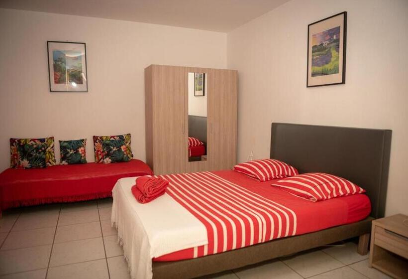 اتاق استاندارد, Chambres D Hôtes Du Domaine Des Doudous