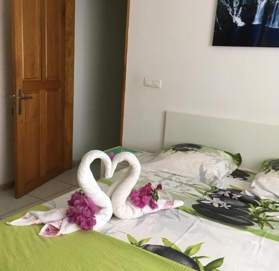 اتاق استاندارد, Chambres D Hôtes Du Domaine Des Doudous