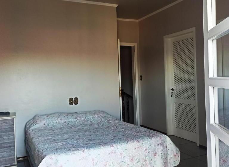 스위트, Hostel Na Rota Da Serra Gaúcha