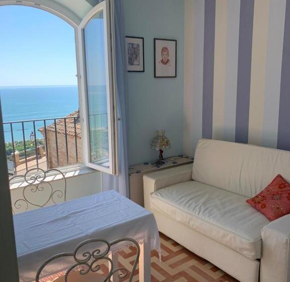 غرفة قياسية سرير كينج, La Casa Di Torre Di Palme