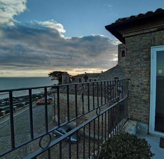 غرفة قياسية سرير كينج, La Casa Di Torre Di Palme