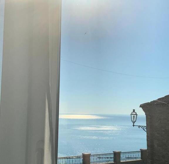 غرفة قياسية سرير كينج, La Casa Di Torre Di Palme