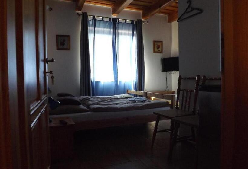 スタンダードルーム, Napos Vendégház