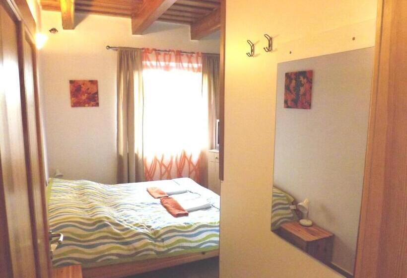 スタンダードルーム, Napos Vendégház