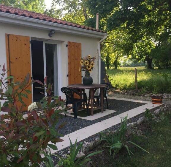 ガーデンビュースタンダードルーム, St Pasha