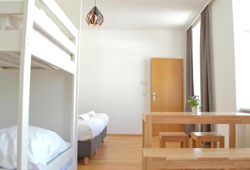 اتاق خانوادگی, Metro Apartments Vienna