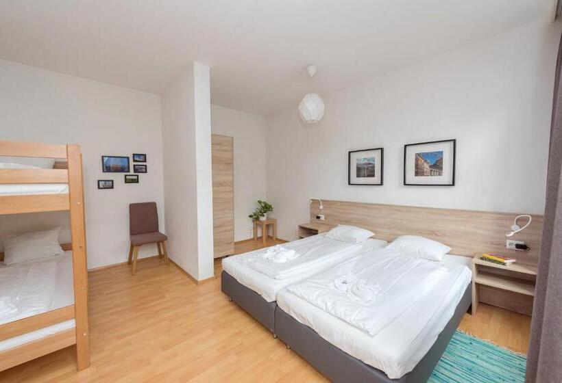 اتاق خانوادگی, Metro Apartments Vienna