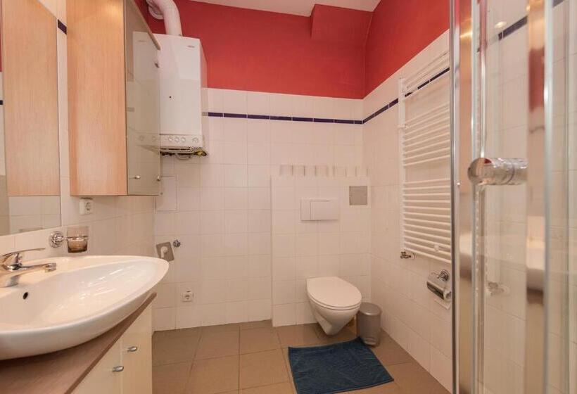 آپارتمان 2 خوابه, Metro Apartments Vienna